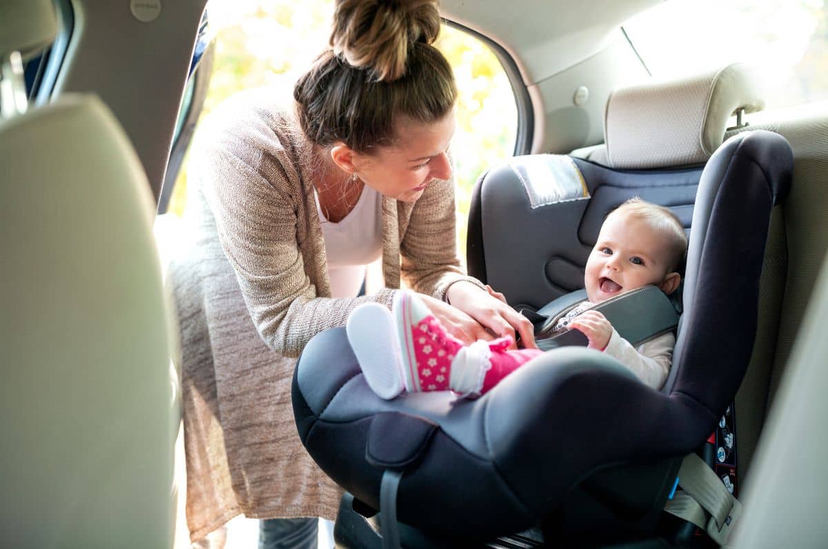 what infant car seat is the safest. by strollerforbabies.com